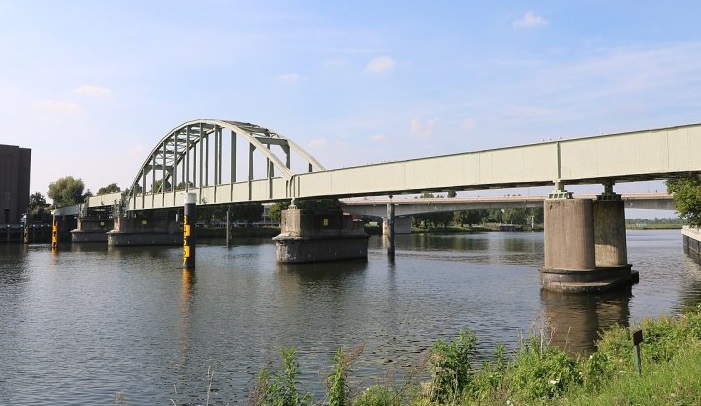 Maastricht Spoorbrug