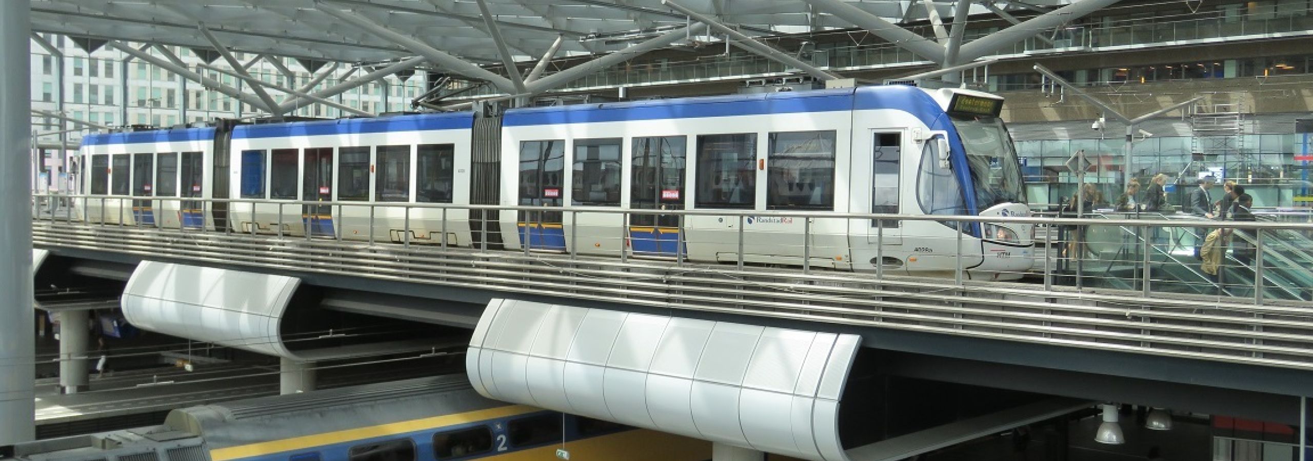 Randstadrail en NS-trein