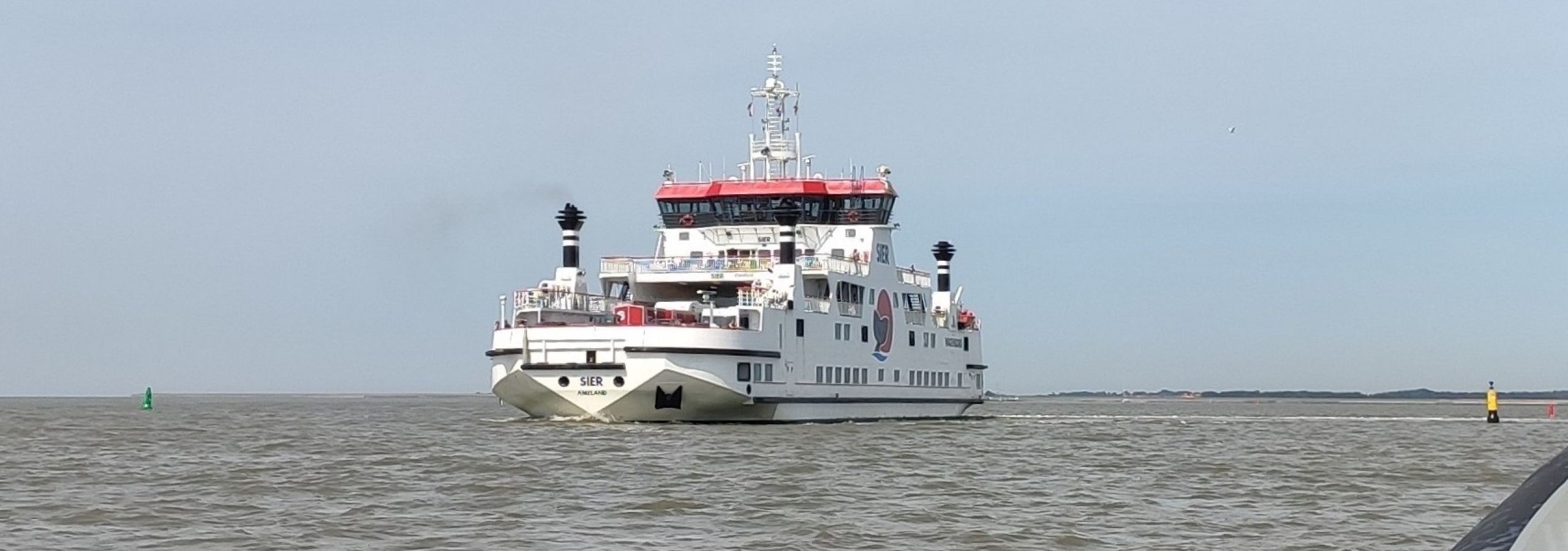 Wagenborg boot naar de Wadden