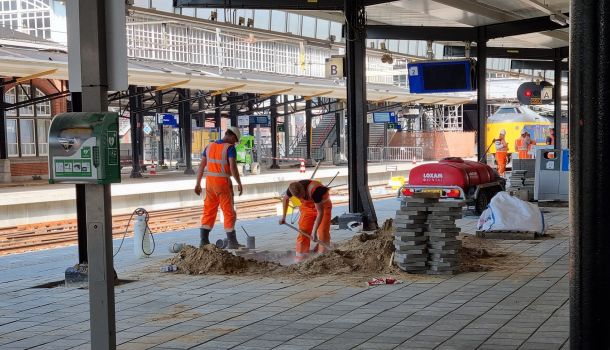 Werk aan het spoor