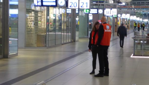 FNV op het station